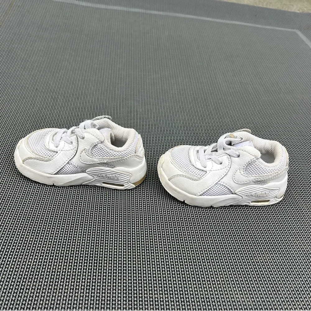 Toddler‎ Nike Air Max in white size 5